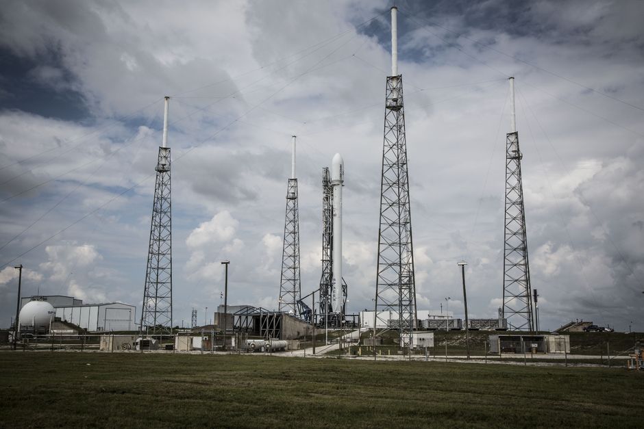 SpaceX's phased lockup structure releases insider shares in stages tied to earnings reports